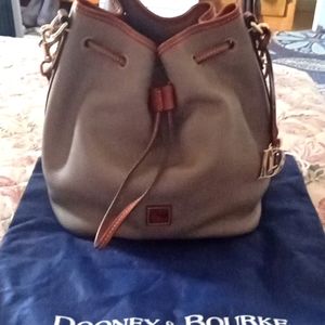 New without tag 💕💕💕 Beautiful  Pebble Grain Drawstring Bag 💕💕💕